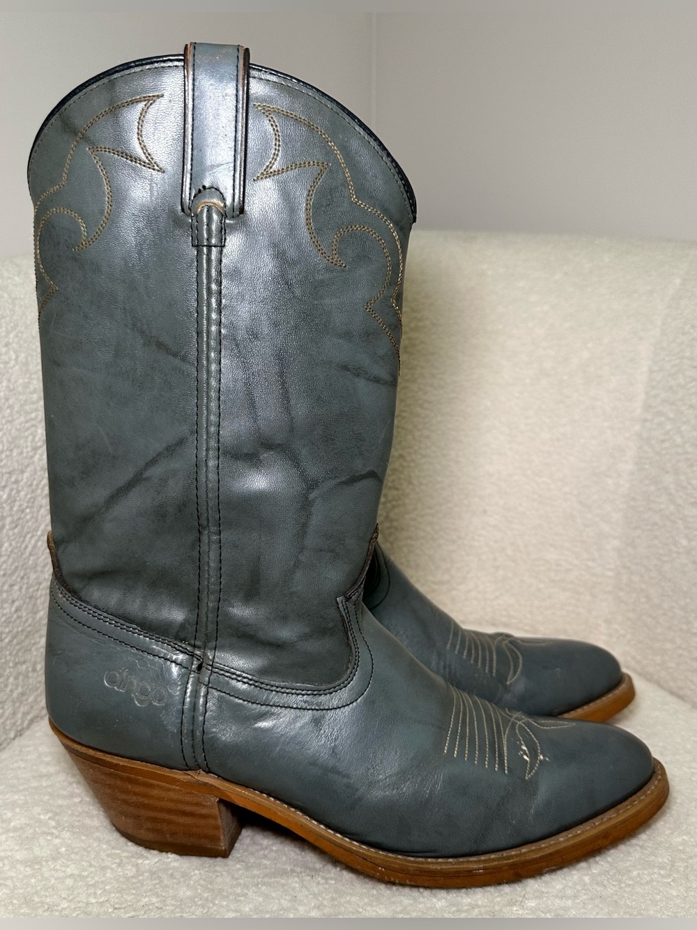 Vintage Men’s 80’s Dingo Gray Blue Leather Embroidered Western Cowboy Boots USA